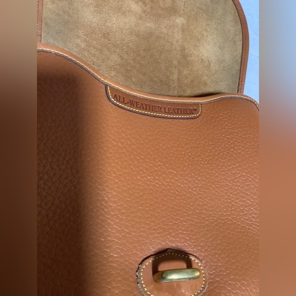 DOONEY & BOURKE VINTAGE 90s ESSEX CROSSBODY  LEATHER
